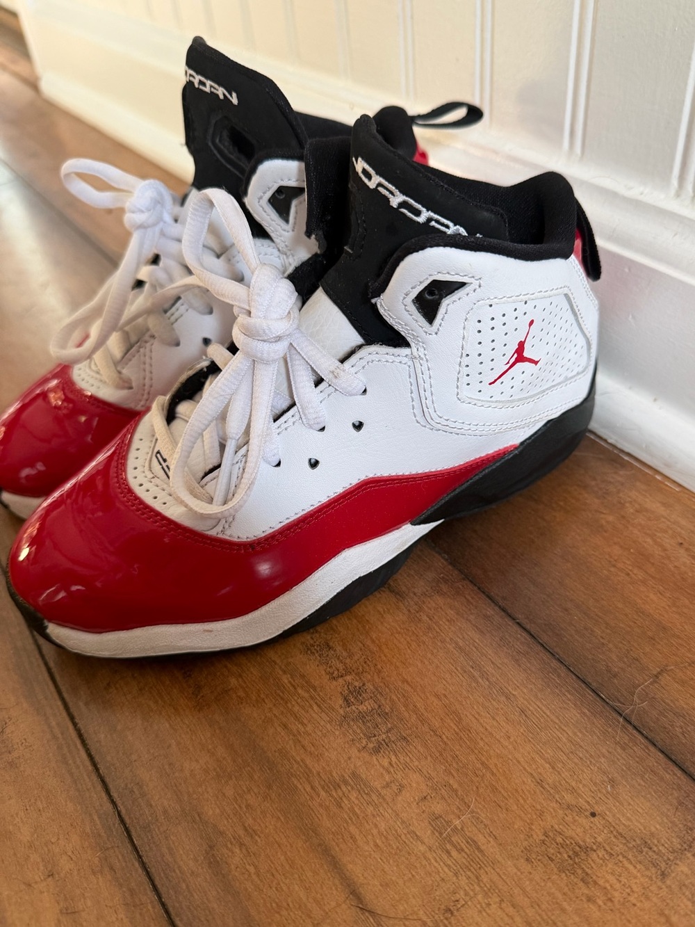 Jordan B'Loyal Loyal Kids White, Red & Black High-Top Basketball Sneakers 13.5